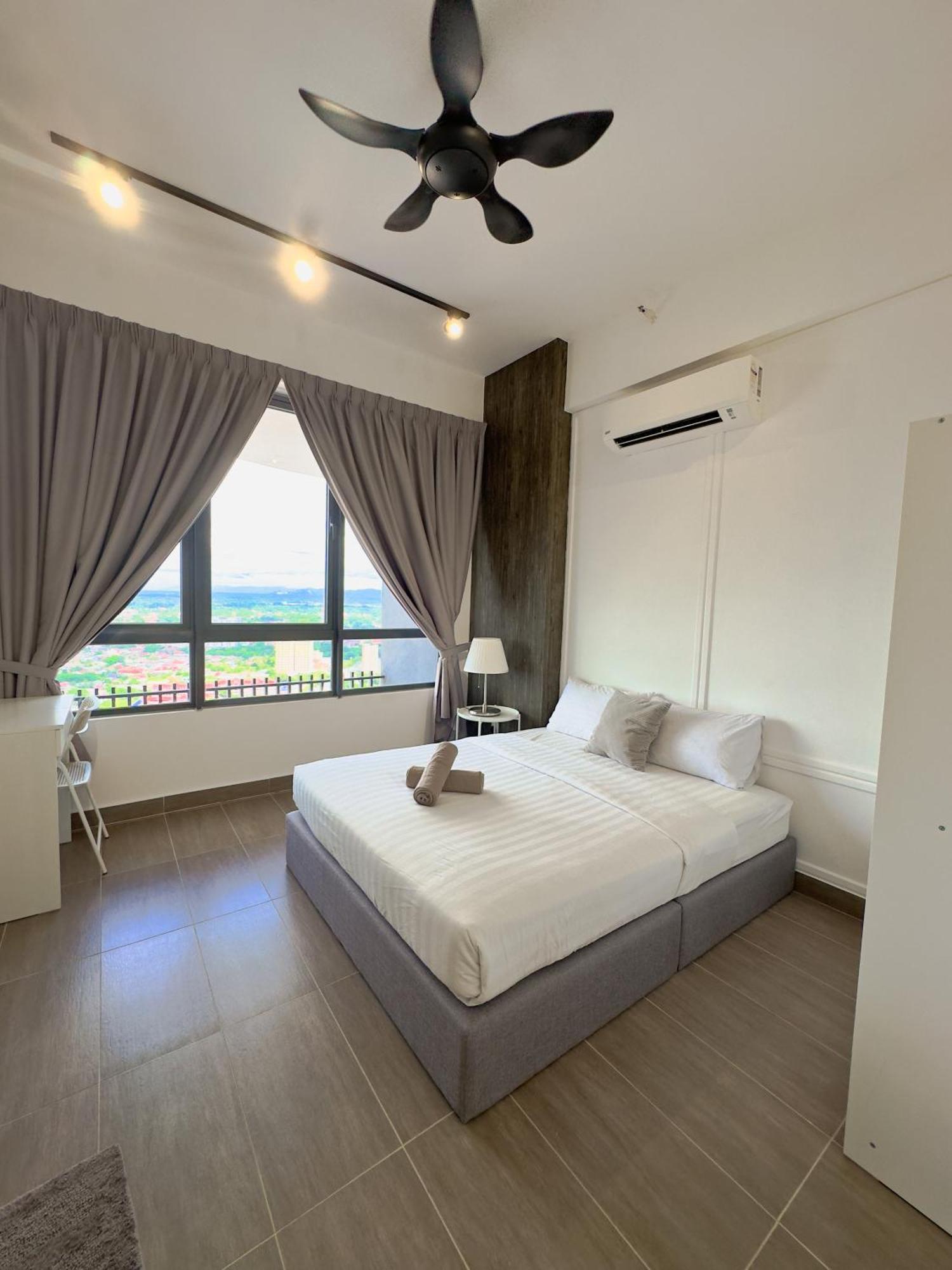 Troika Kota Bharu Penthouse Homestay Exterior photo